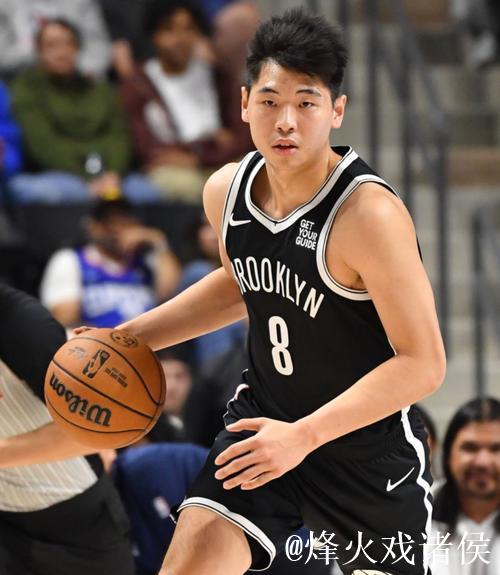 崔永熙NBA常规赛首次亮相 成为第7位中国球员